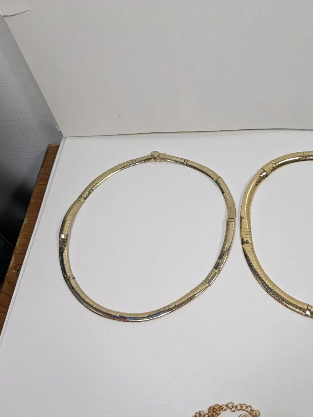 N/A gold tone